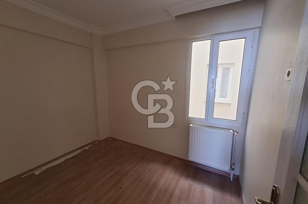 BORNOVA'DA PAZAR VE PARKA YAKIN, 3 KLİMALI, AÇIK OTOPARKLI 3+1 FERAH DAİRE