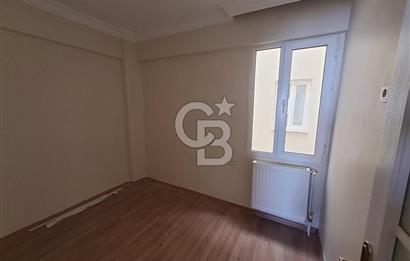 BORNOVA'DA PAZAR VE PARKA YAKIN, 3 KLİMALI, AÇIK OTOPARKLI 3+1 FERAH DAİRE