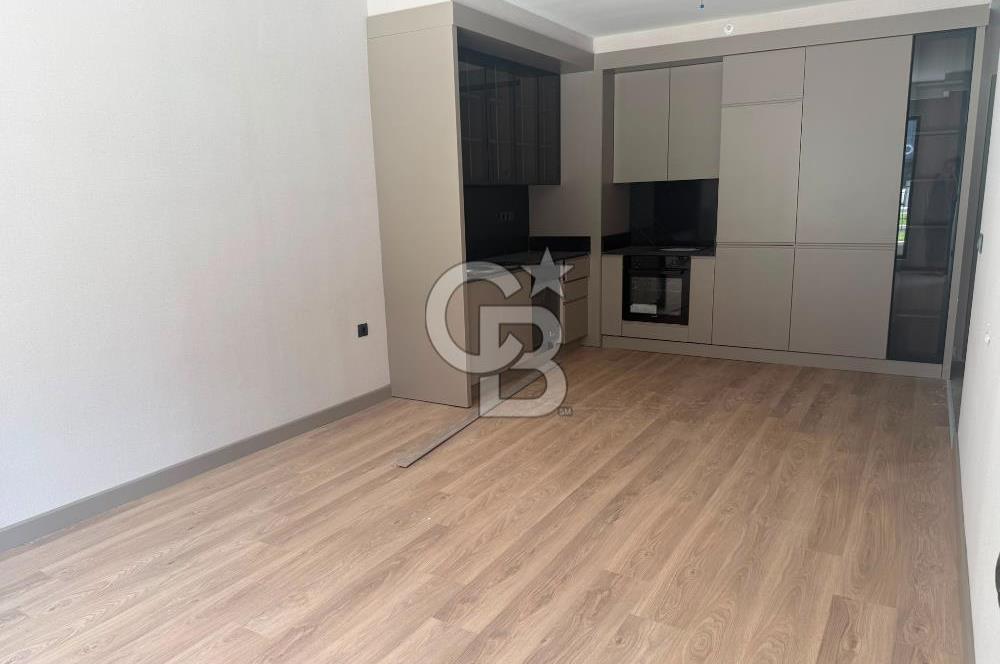 Serhat'ta Bahçeli Kiralık 1+1 Daire, 45m² + 29m² Bahçe