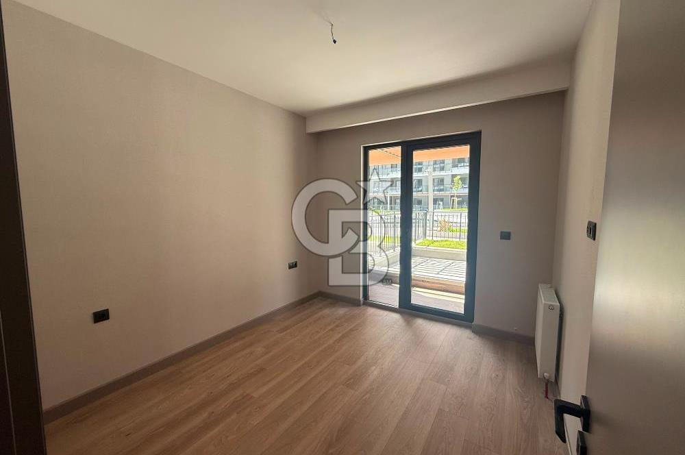 Serhat'ta Bahçeli Kiralık 1+1 Daire, 45m² + 29m² Bahçe