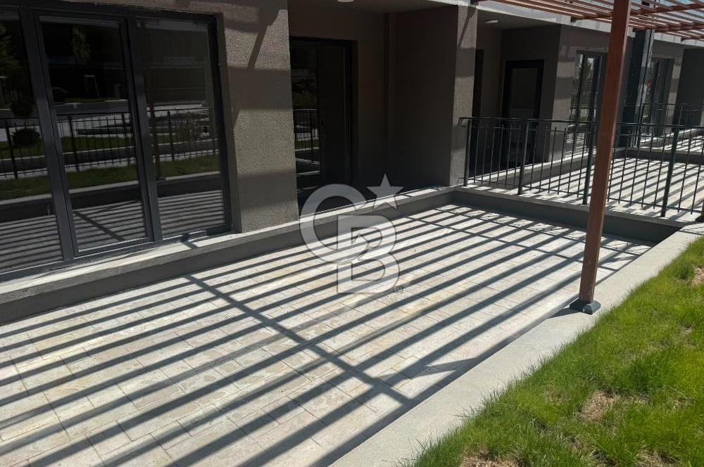 Serhat'ta Bahçeli Kiralık 1+1 Daire, 45m² + 29m² Bahçe