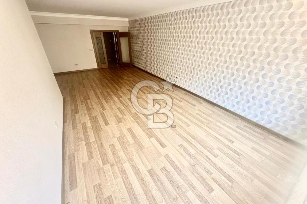 Y.ETLİK CAD.ÜZERİ 14 YILLIK BİNA 4+1 ÇİFT BANYOLU 200 M2 DAİRE