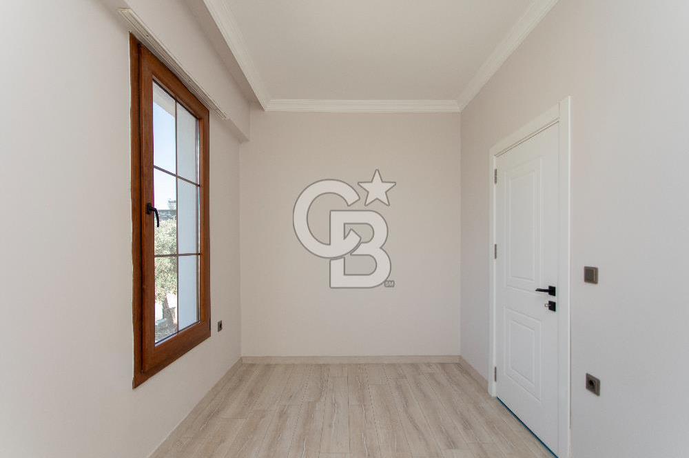 Foça Kozbeyli'de Satılık 2+1 Müstakil Bahçeli Villa