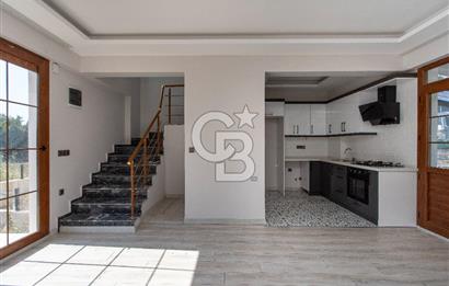 Foça Kozbeyli'de Satılık 2+1 Müstakil Bahçeli Villa