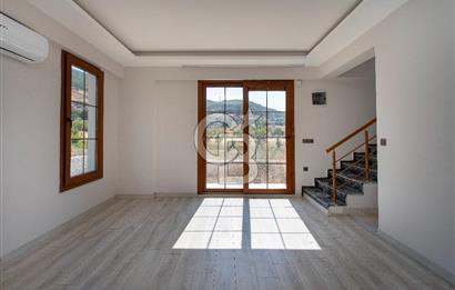 Foça Kozbeyli'de Satılık 2+1 Müstakil Bahçeli Villa