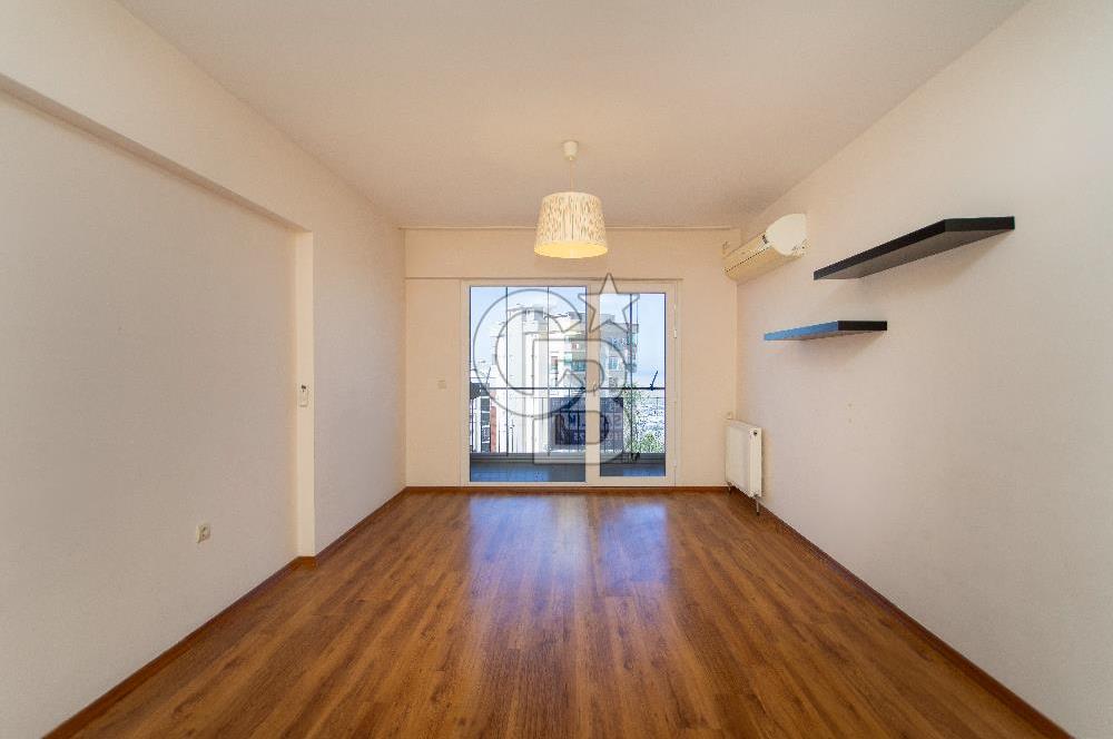 Çiğli İzkent’te 1+1 Deniz Manzaralı Daire