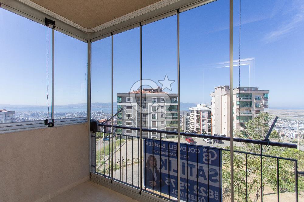Çiğli İzkent’te 1+1 Deniz Manzaralı Daire
