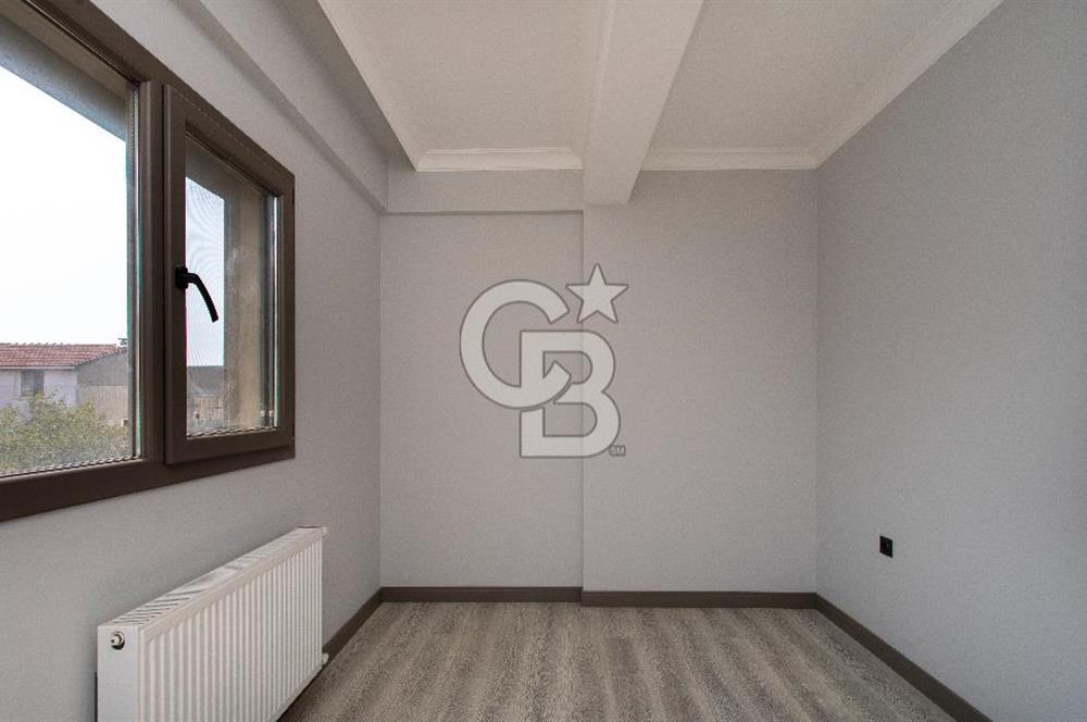 Foça Gencelli'de Satılık 2+1 Geniş Bahçeli Dubleks