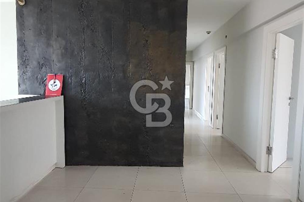 1.200m2 MUHTEŞEM DÜKKAN + 1.000m2 OFİS KATLARI, 7 KATLI PLAZA