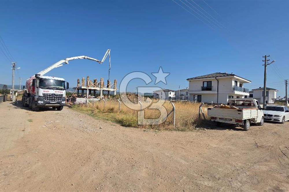Gömeç Mithatpaşa'da Denize Yakın Satılık 2 Villalık İmarlı Arsa