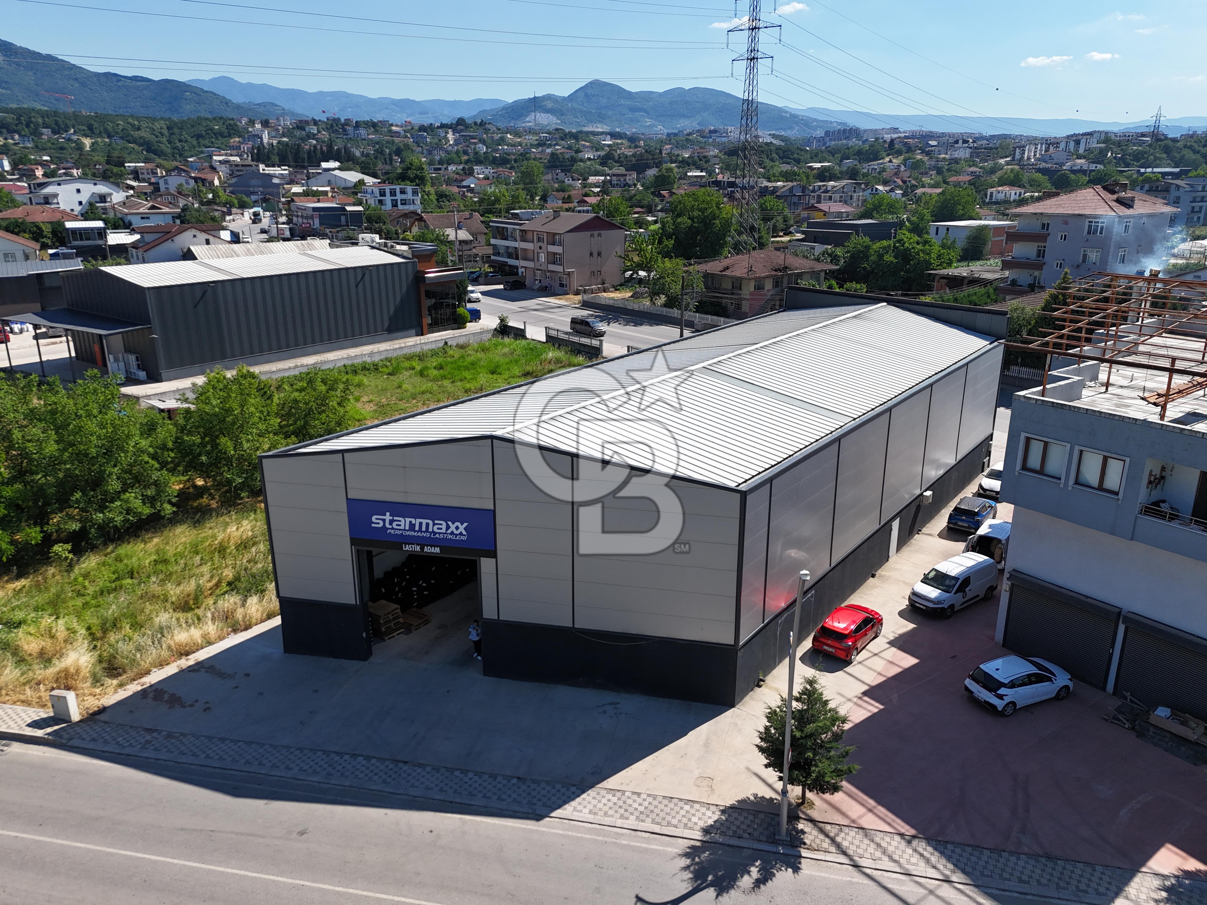 BAŞİSKELE KULLAR'DA 2 CADDEYE CEPHE ÇİFT GİRİŞLİ 1200M2 MÜSTAKİL