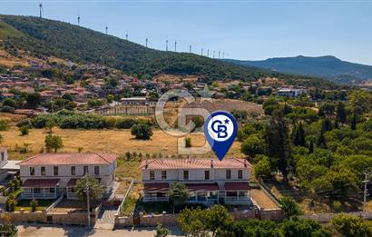 Foça Kozbeyli'de Satılık 2+1 Müstakil Bahçeli Villa