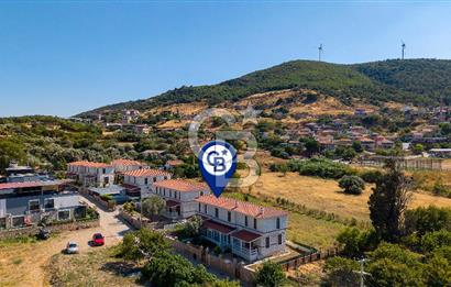 Foça Kozbeyli'de Satılık 2+1 Müstakil Bahçeli Villa