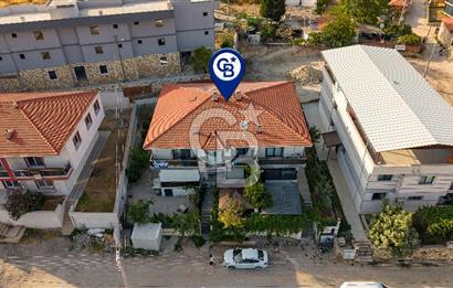 Foça Yenibağarası Mahallesinde Satılık 2+1 Daire
