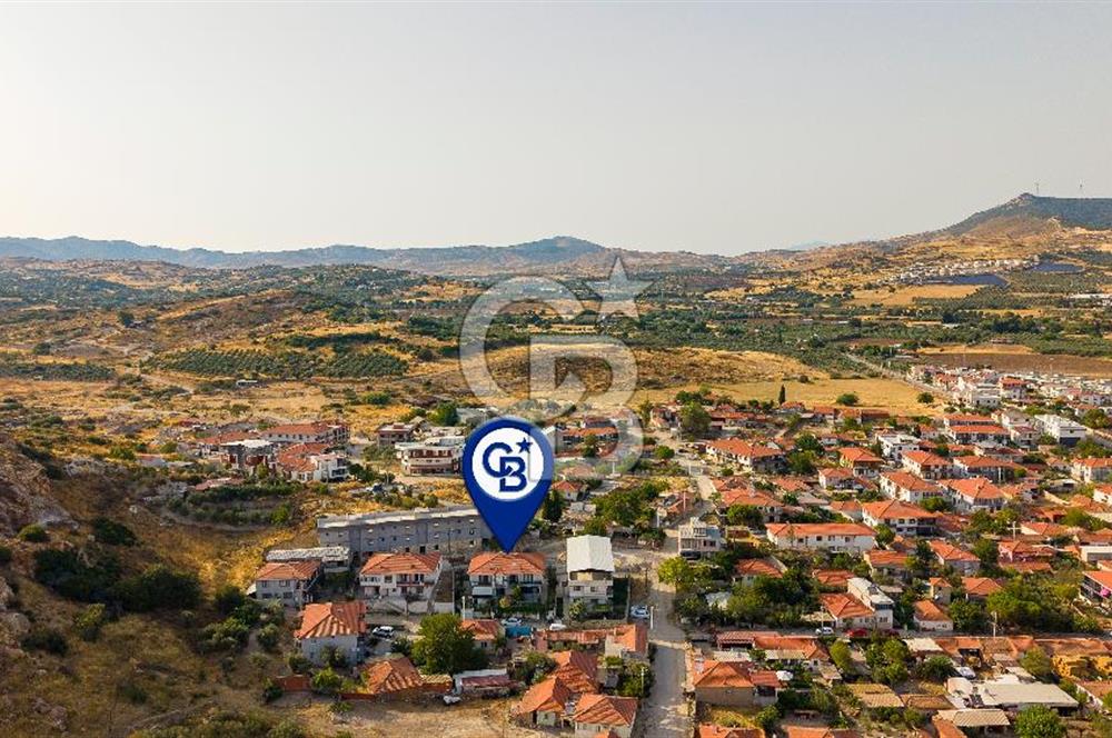 Foça Yenibağarası Mahallesinde Satılık 2+1 Daire