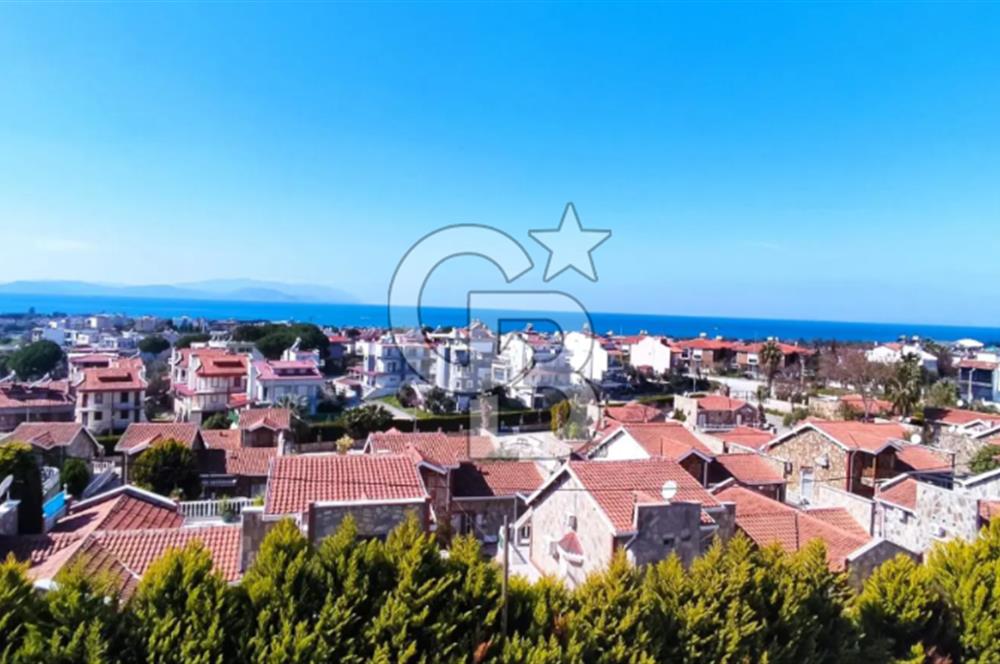 Kuşadası Soğucak'ta Deniz Manzaralı,Arsa Fiyatına Havuzlu Forlex