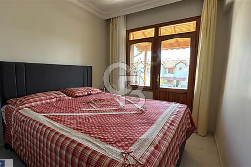 Gömeç Sahil'de Köşe Konum Bahçeli Satılık 3+1 Villa