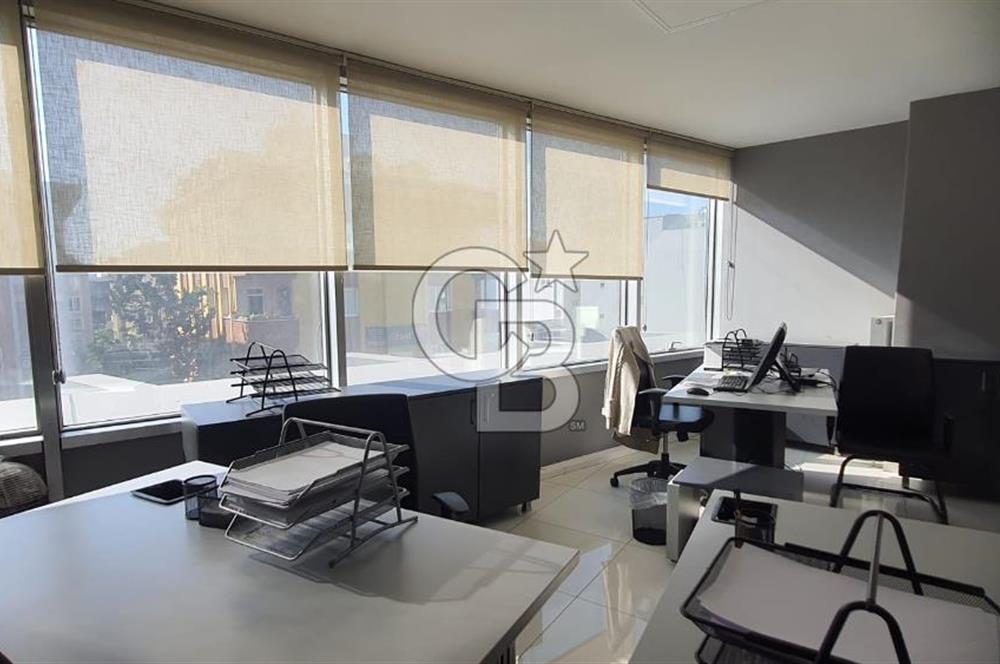 1.200m2 MUHTEŞEM DÜKKAN + 1.000m2 OFİS KATLARI, 7 KATLI PLAZA