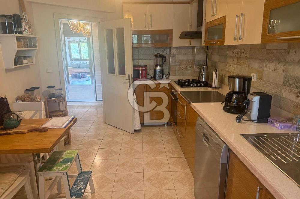 Dodurga 'da 300m² Arsa Paylı, Doğa İçinde Satılık 3+1 Daire