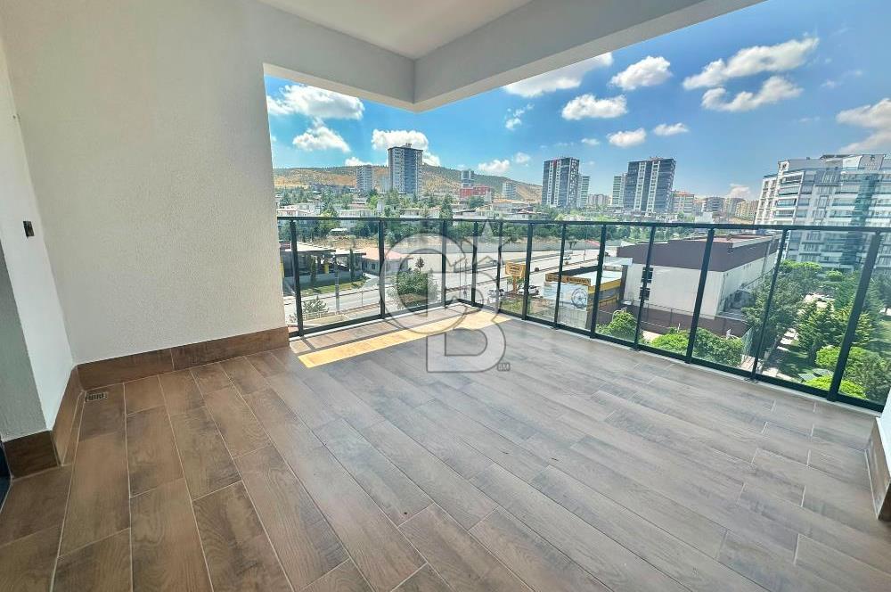 SEYHAN SELVİDEN BAĞLICA MERMEROĞLU CADDESİNDE SIFIR SATILIK 4+1
