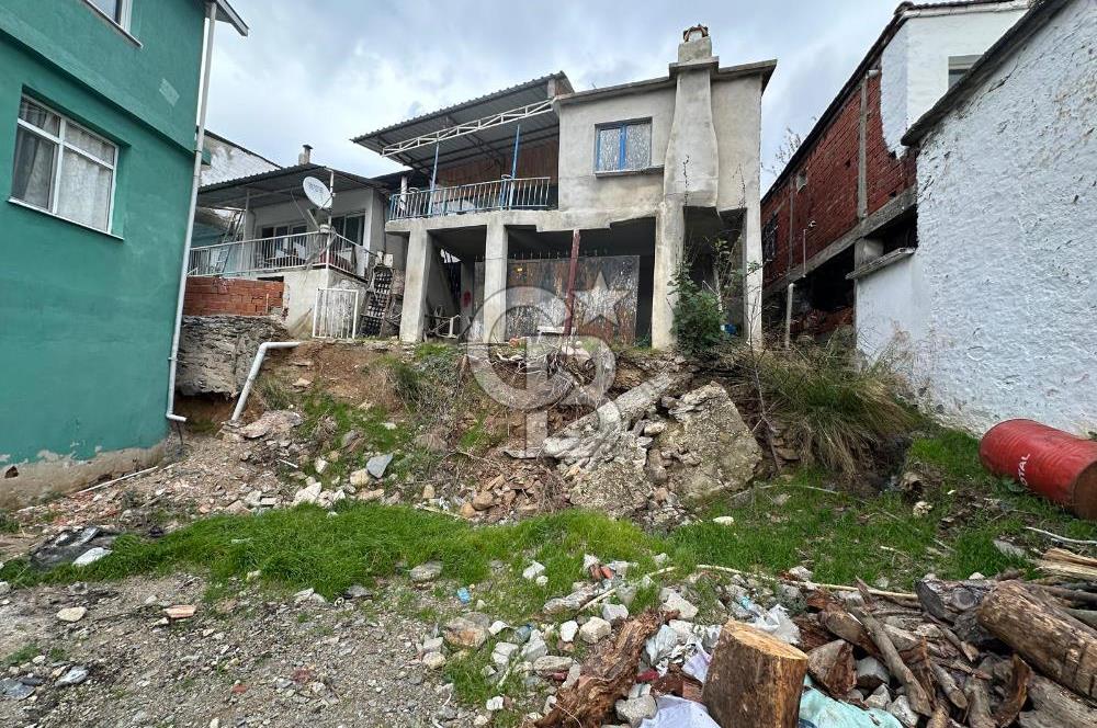 KAVACIK KÖY İÇERİSİNDE SATILIK 2 KATLI İMARLI TAŞ EV