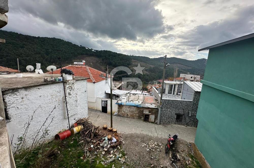 KAVACIK KÖY İÇERİSİNDE SATILIK 2 KATLI İMARLI TAŞ EV