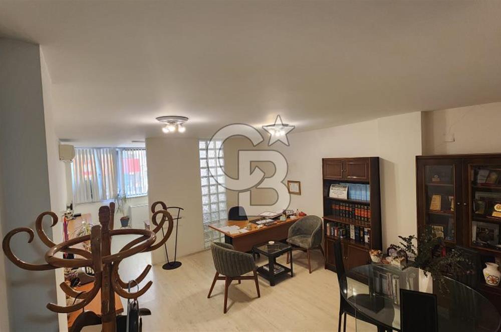 KAVALA PLAZA'DA KİRALIK FULL EŞYALI BÜRO-OFİS