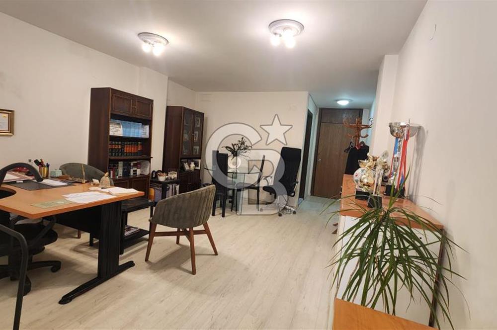 KAVALA PLAZA'DA KİRALIK FULL EŞYALI BÜRO-OFİS