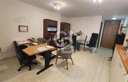 KAVALA PLAZA'DA KİRALIK FULL EŞYALI BÜRO-OFİS