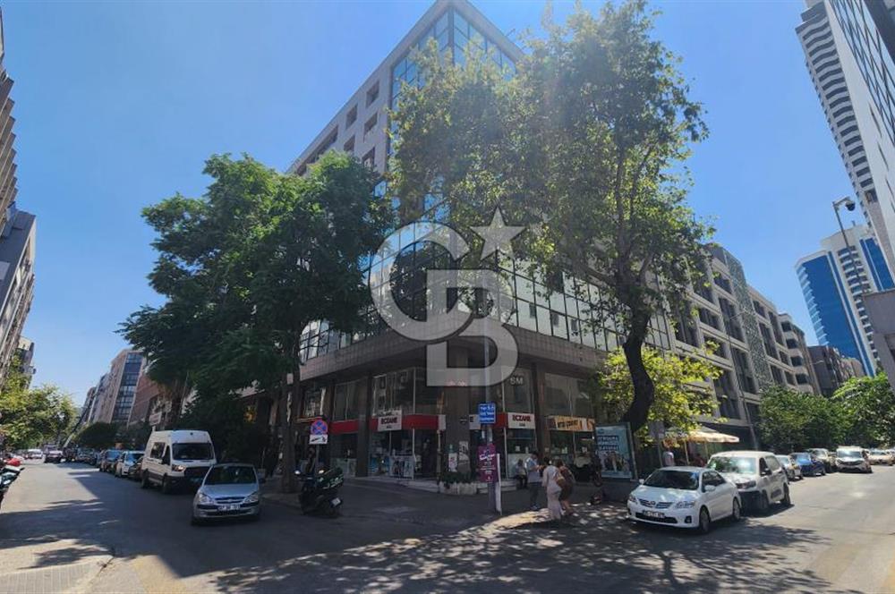 KAVALA PLAZA'DA KİRALIK FULL EŞYALI BÜRO-OFİS