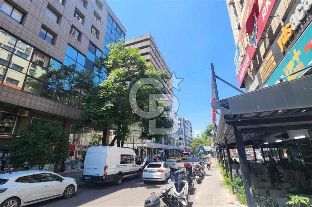 KAVALA PLAZA'DA KİRALIK FULL EŞYALI BÜRO-OFİS
