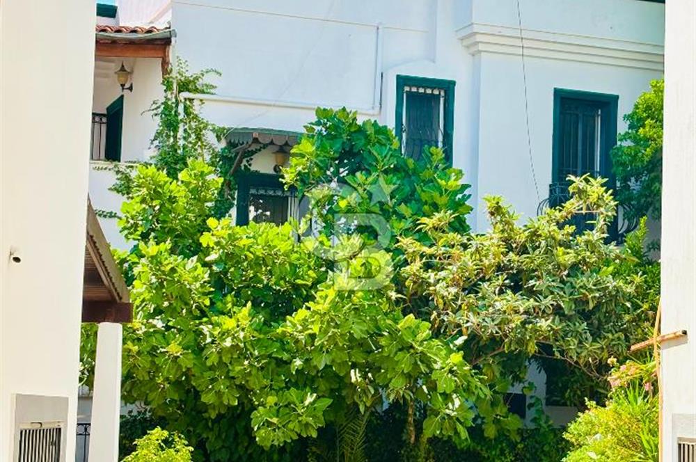 ORTAKENT MERKEZDE 1+1 ÜST KAT DAİRE