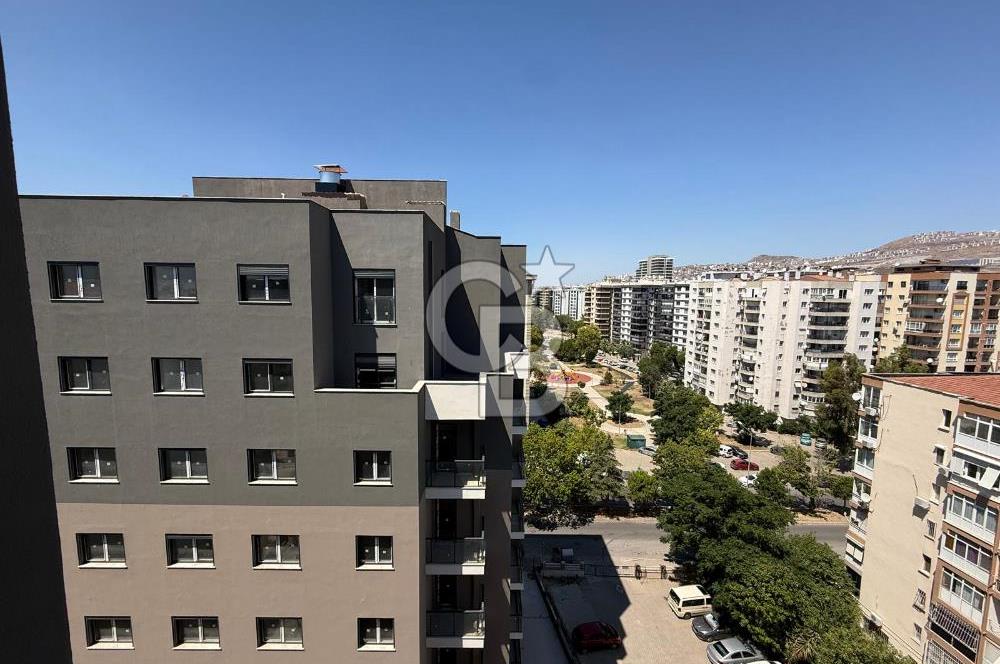 Bayraklı Manavkuyu'da Galen Hast. Karşısı Sıfır 2+1