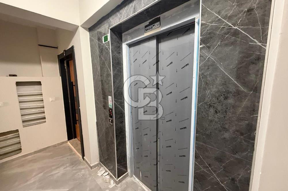 Bayraklı Manavkuyu'da Galen Hast. Karşısı Sıfır 2+1