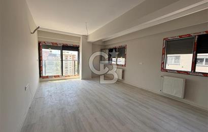 Bayraklı Manavkuyu'da Galen Hast. Karşısı Sıfır 2+1