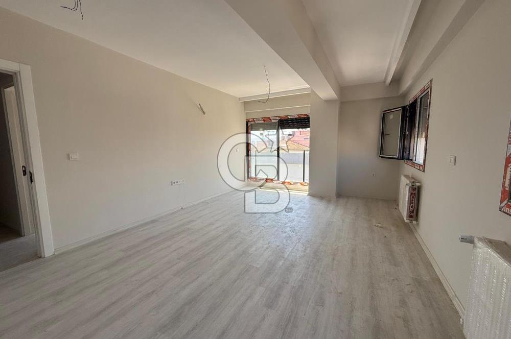 Bayraklı Manavkuyu'da Galen Hast. Karşısı Sıfır 2+1