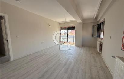 Bayraklı Manavkuyu'da Galen Hast. Karşısı Sıfır 2+1