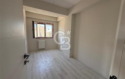 Bayraklı Manavkuyu'da Galen Hast. Karşısı Sıfır 2+1