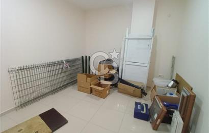 CB TOWER KARTEPE F.S.M'DE CADDE ÜZERİ 100M2 SATILIK DÜKKAN