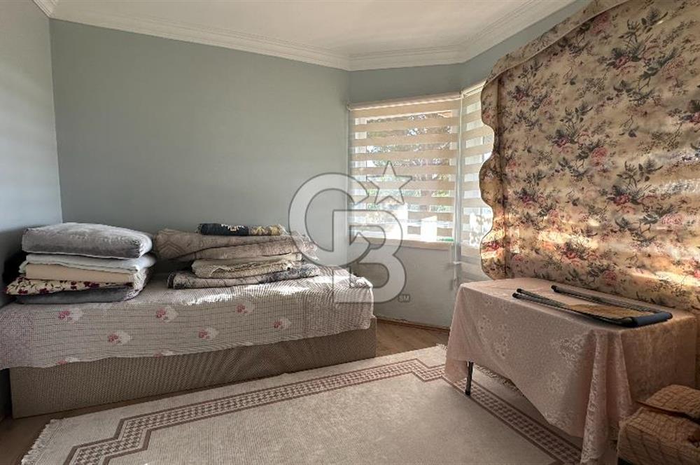 Gömeç'te Çiftlik Evi 2800 m2 Asfalt Yola Cephe
