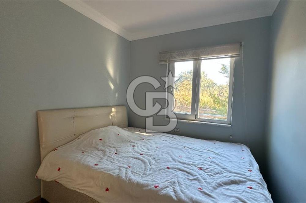 Gömeç'te Çiftlik Evi 2800 m2 Asfalt Yola Cephe