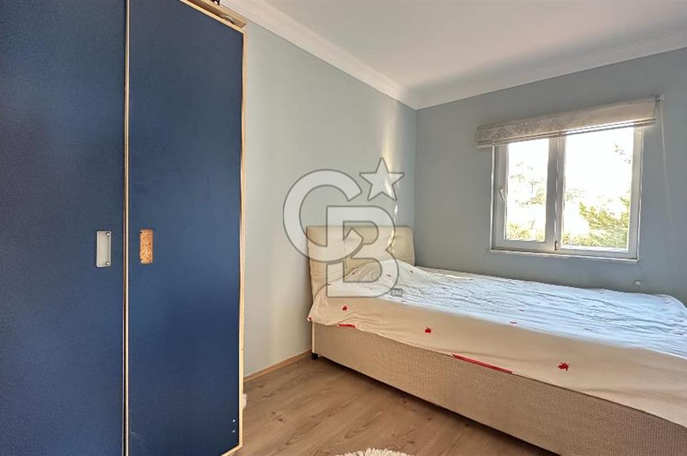 Gömeç'te Çiftlik Evi 2800 m2 Asfalt Yola Cephe