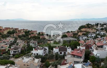 Pelitköy İçmeler'de Denize 120 Metre Bahçeli Villa
