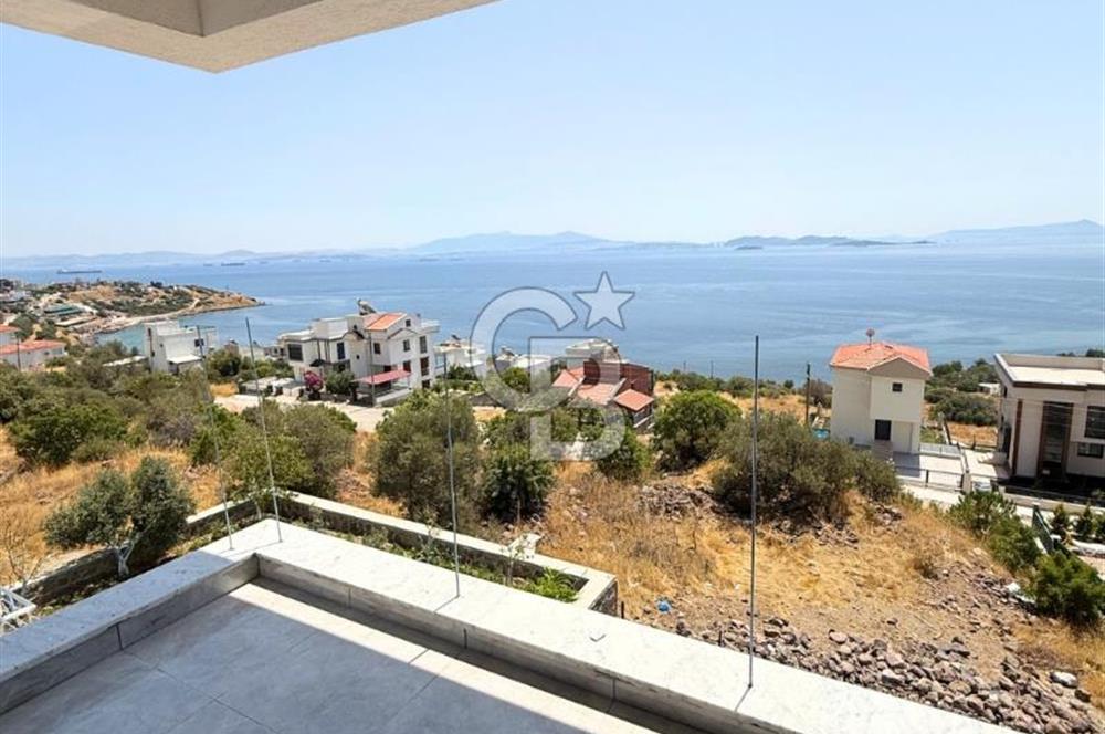 Panoramik Deniz Manzaralı Villa