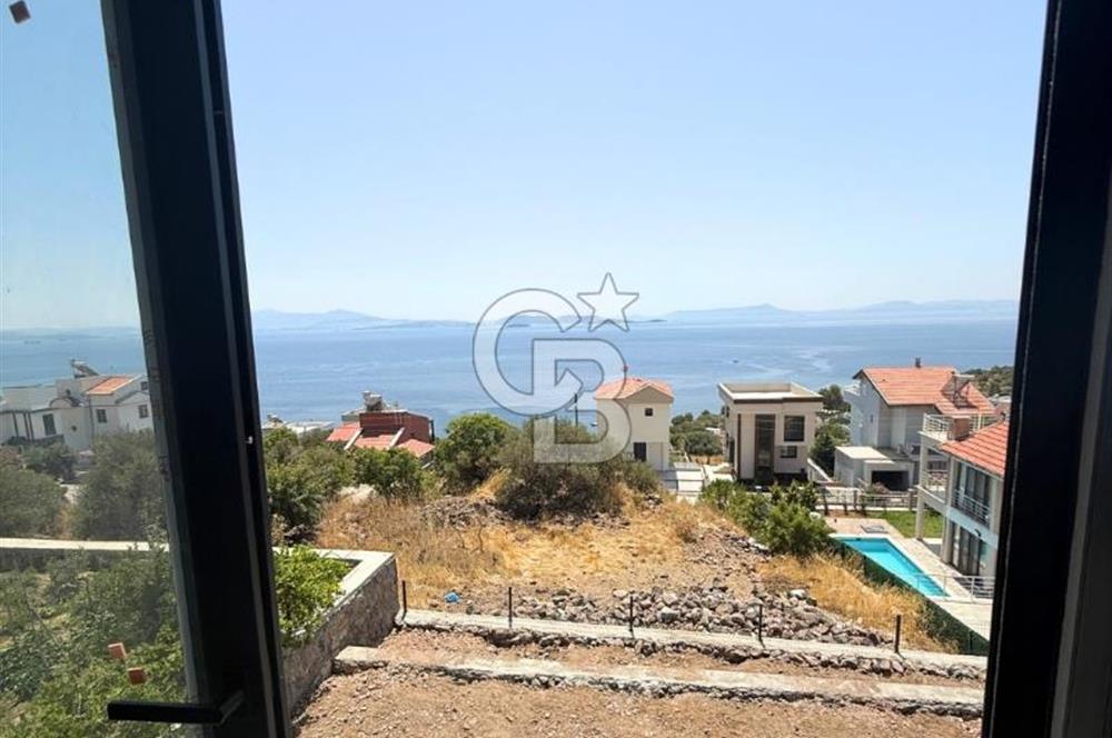 Panoramik Deniz Manzaralı Villa