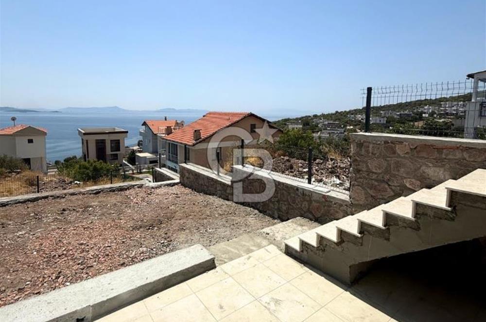 Panoramik Deniz Manzaralı Villa