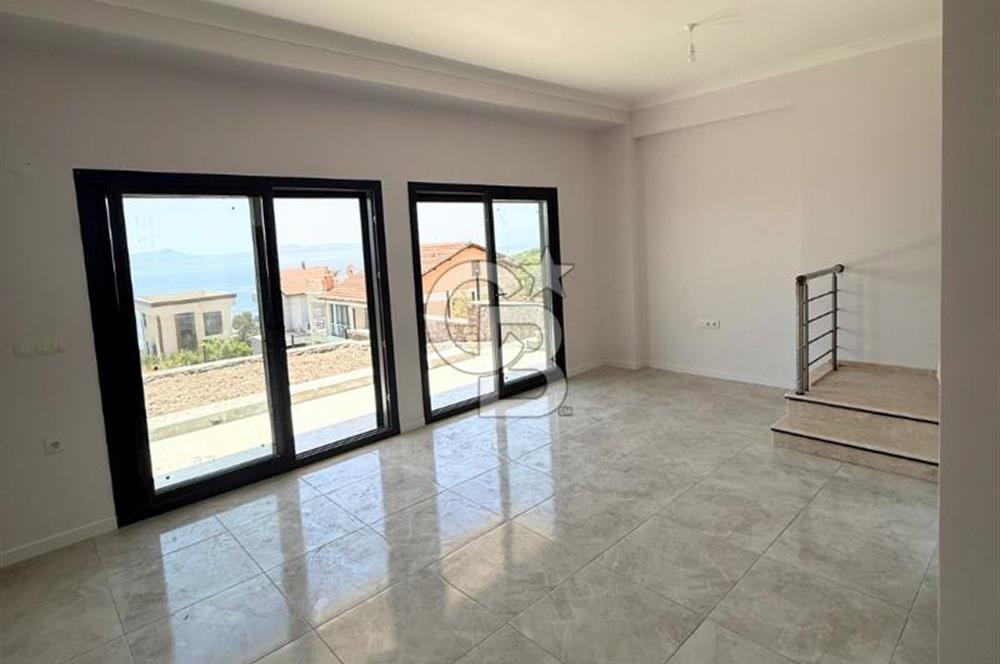 Panoramik Deniz Manzaralı Villa