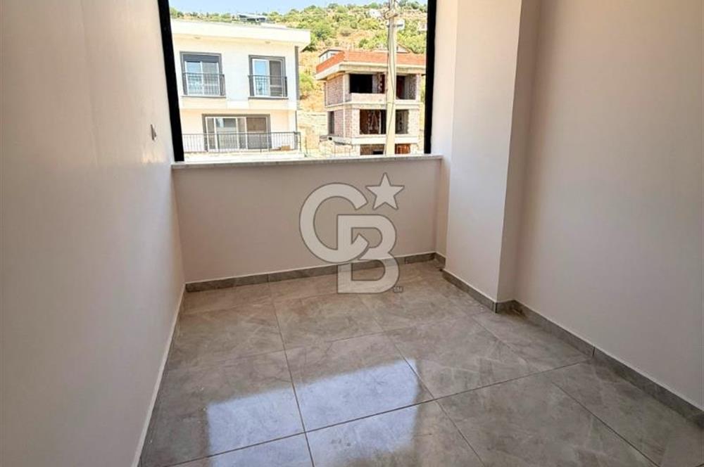 Panoramik Deniz Manzaralı Villa