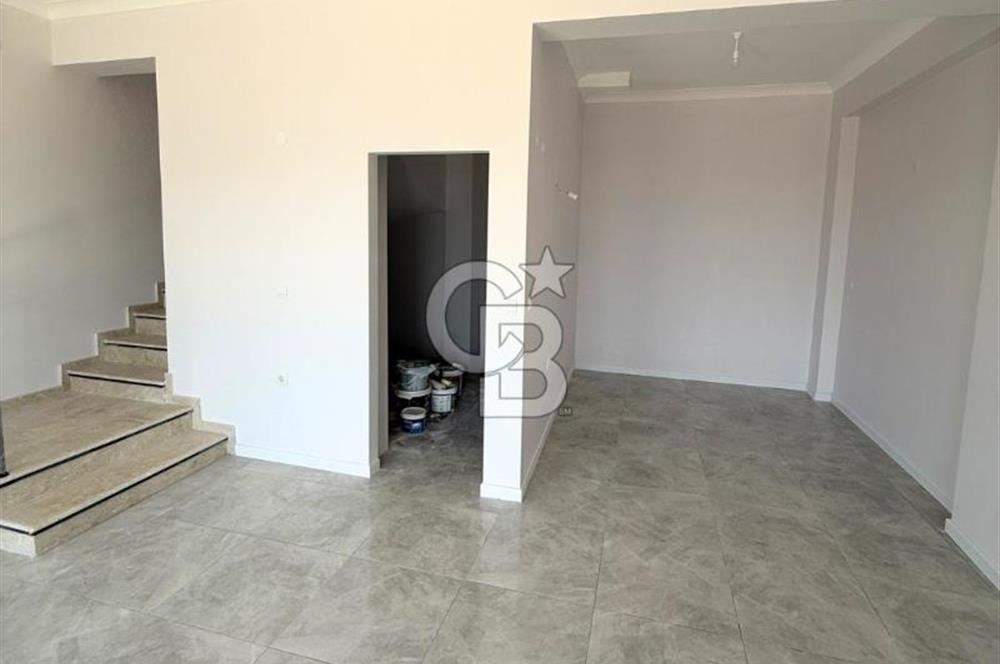 Panoramik Deniz Manzaralı Villa