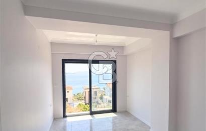 Panoramik Deniz Manzaralı Villa
